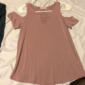 Pink, cut out should t-shirt